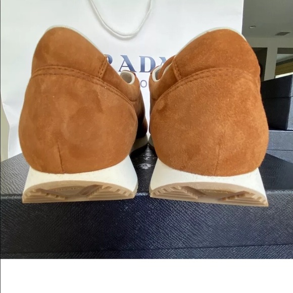 Prada Comoscio Men's Brown Suede Athletic sneaker - Picture 4 of 10